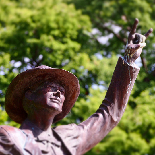 Longhorn band commemorative statue